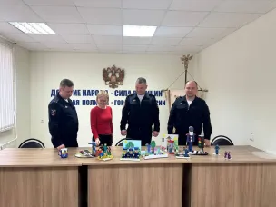 В Володарске прошёл первый этап конкурса поделок «Полицейский Дядя Стёпа»