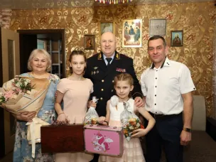 Начальник областного полицейского главка принял новогоднюю эстафету добрых дел