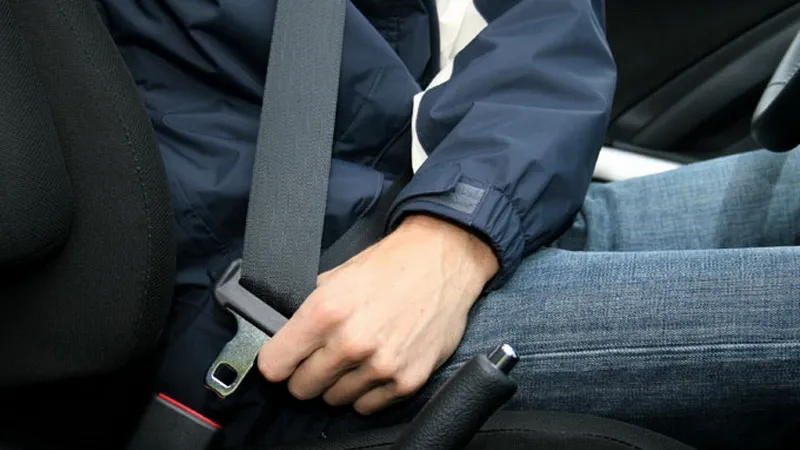 Операция "Пристегнись"